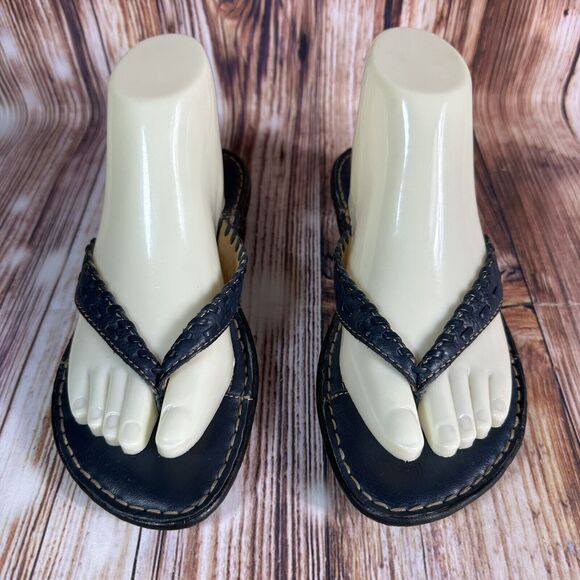 BORN Sandals Womens Size 6 Blue Leather Flip Flops Thongs Flats Casual Shoes - Picture 3 of 11